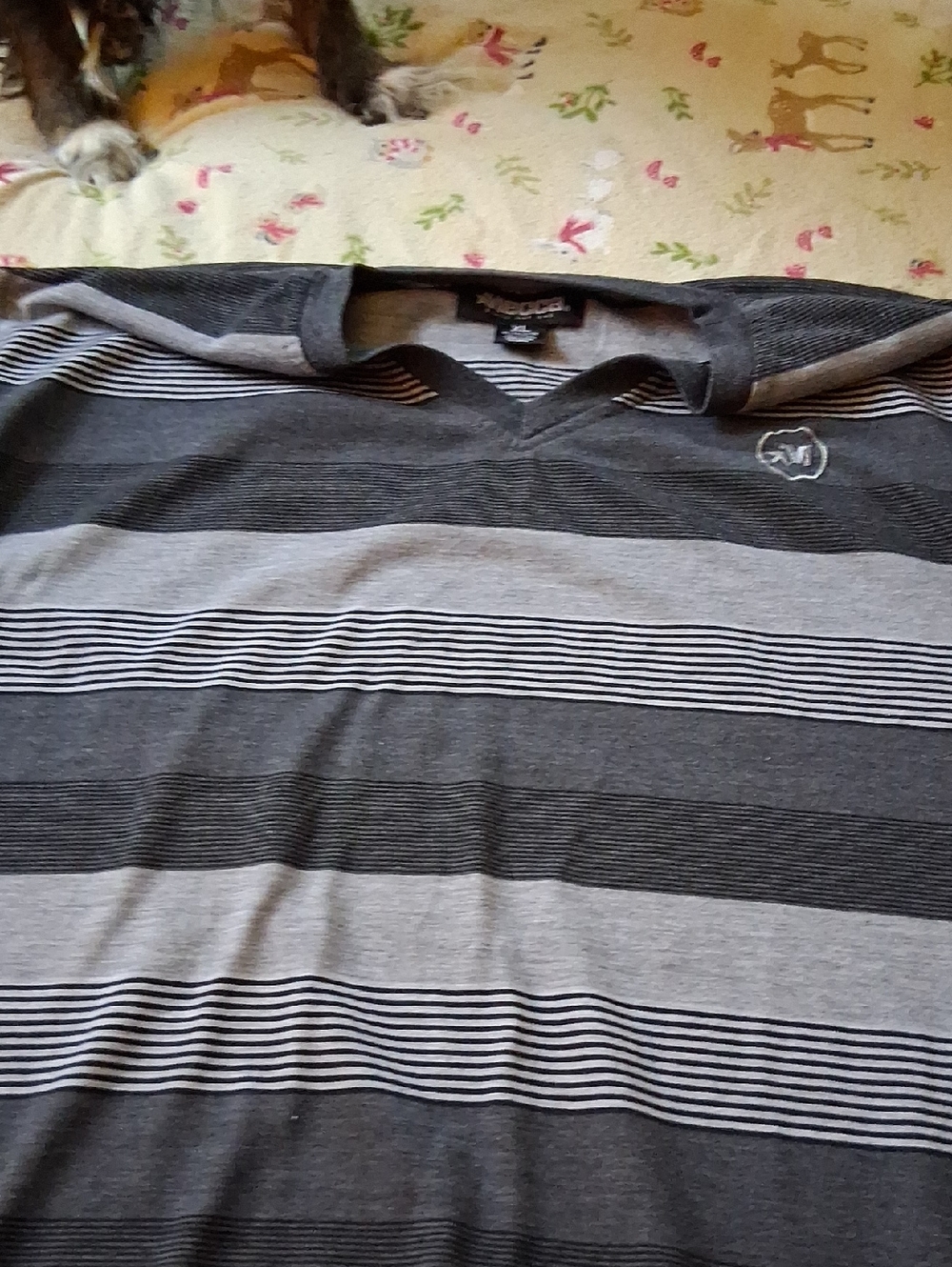 mecca Men's Gray Striped V-Neck Polo